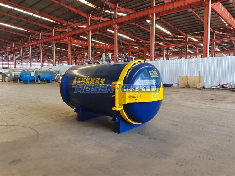 <b>小型汽車配件熱壓罐</b>