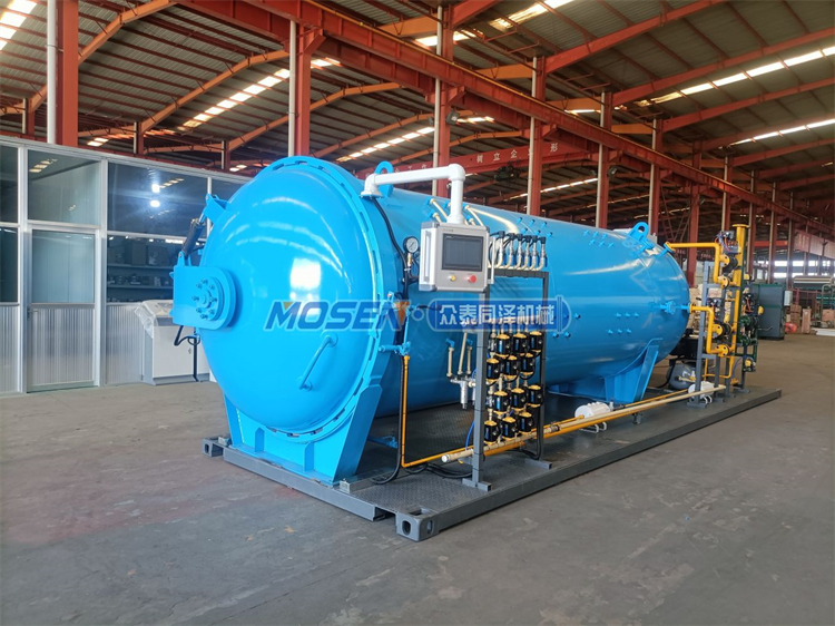 <b>全自動碳纖維自行車架高溫固化熱壓罐</b>